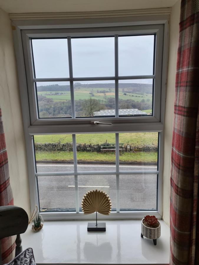 The Shady Oak Country Inn Taxal Bagian luar foto