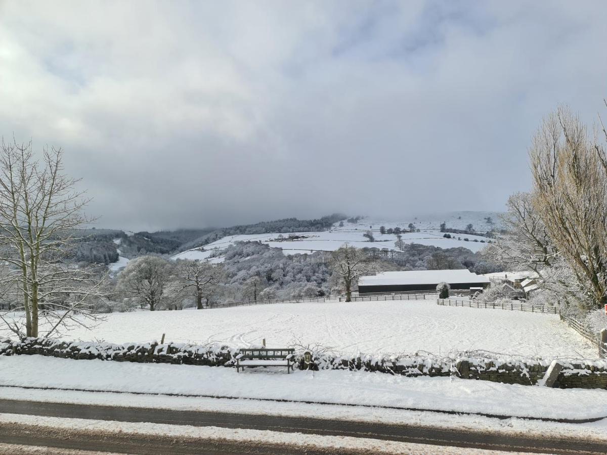 The Shady Oak Country Inn Taxal Bagian luar foto